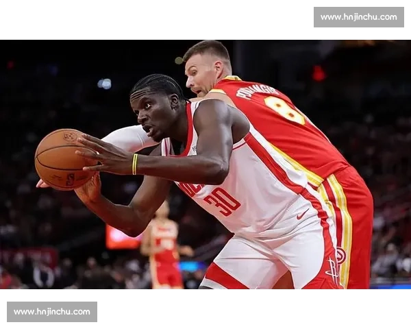 卡佩拉二进宫成火箭内线支柱!6 年队史最长纪录续写传奇